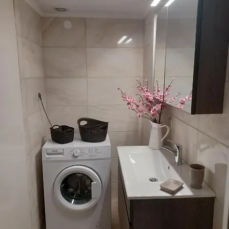 Nina's Апартаменти Ханья (Крит)